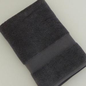 Handtuch mit Namen grau Beispiel